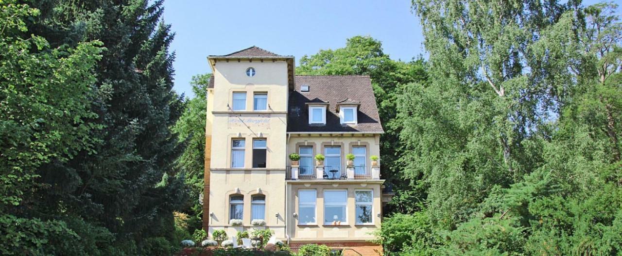 Hotel Burgfeld Cassel Extérieur photo