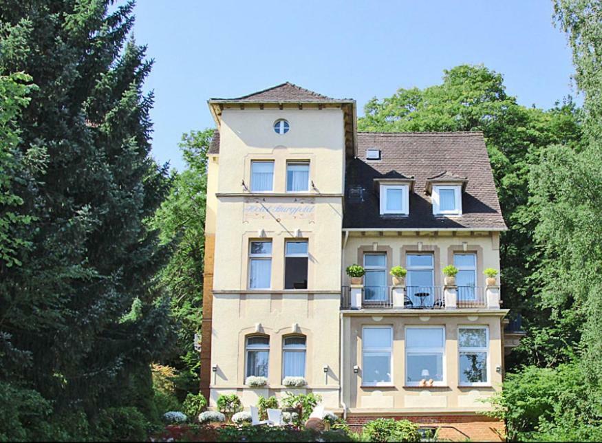 Hotel Burgfeld Cassel Extérieur photo
